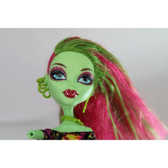 Monster High Venus McFlytrap Doll w/ clothes Missing Arm Jewelry Shoes 89902 - Picture 6 of 8